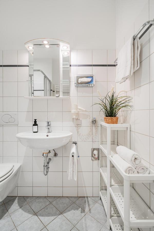 Serviced Apartments Josefstadt City Vienna Exterior photo