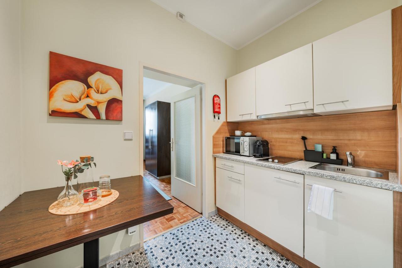 Serviced Apartments Josefstadt City Vienna Exterior photo